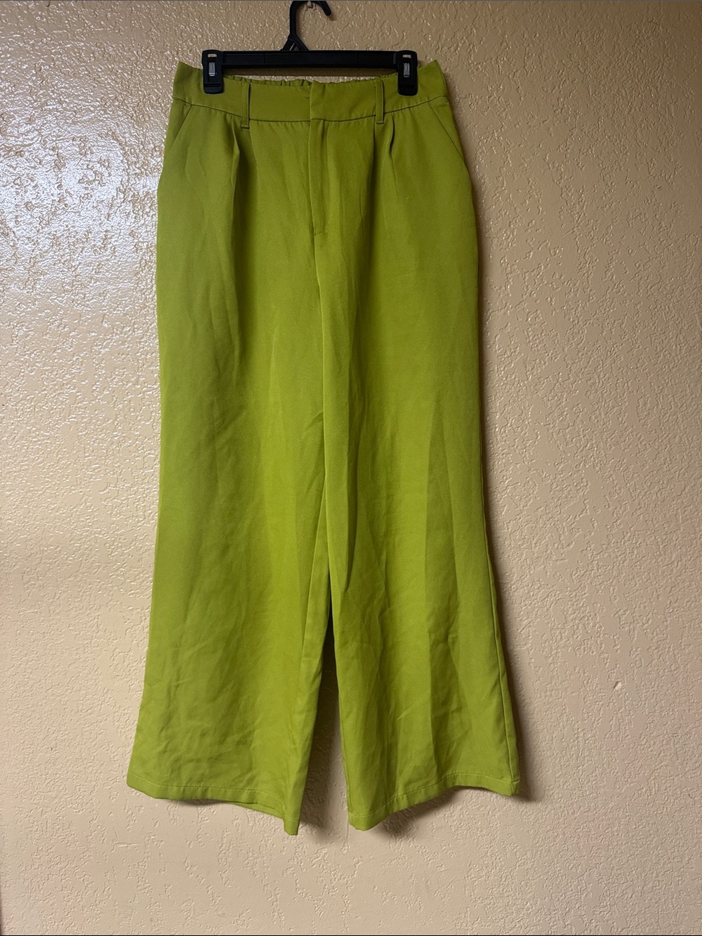 Lulumari Lime Green Wide-Leg Pants